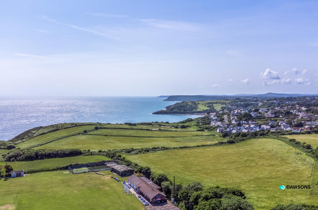 William Gammon Drive, Limeslade, Mumbles, Swansea, SA3 4HR